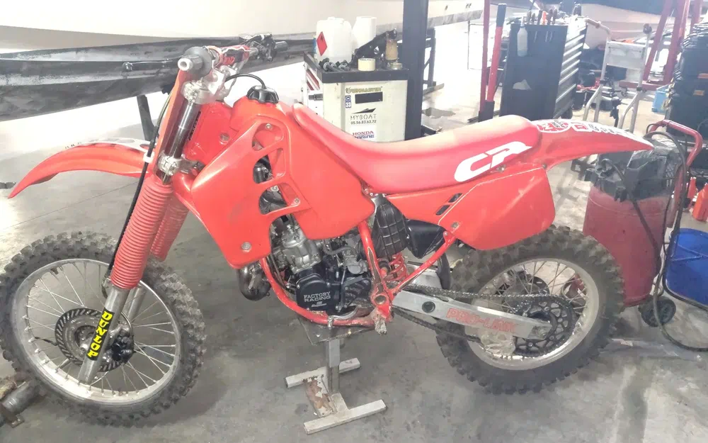 slider 8 HONDA CR125