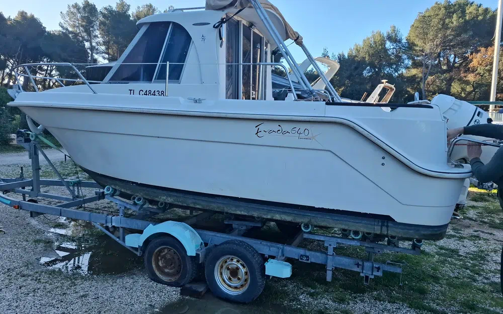 slider 0 Guymarine Evada 640