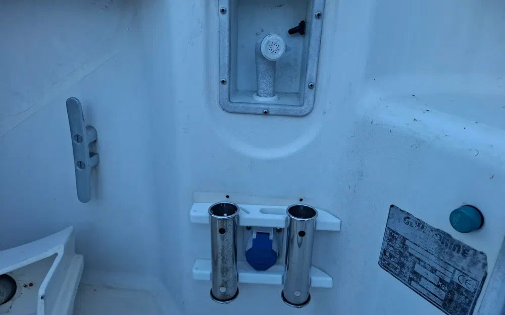 slider 7 Guymarine Evada 640