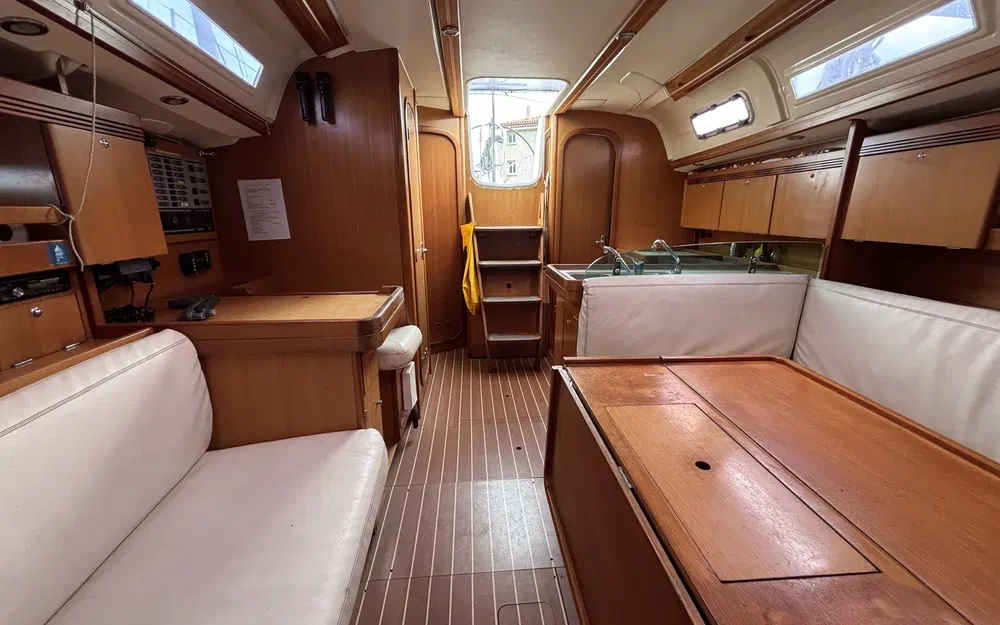 slider 16 Dufour 40 PERFORMANCE