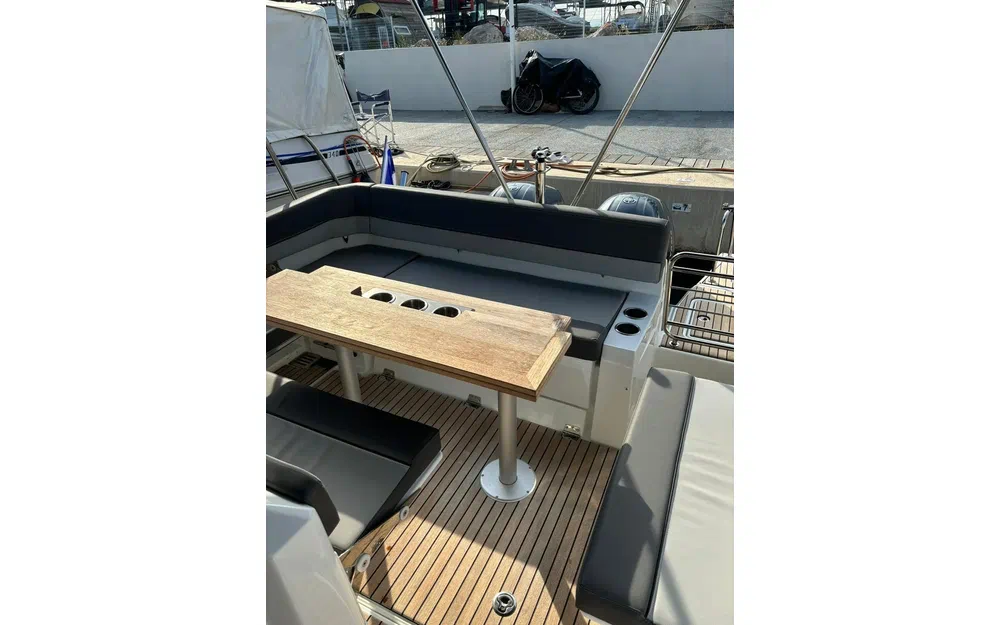 slider 9 Jeanneau Cap Camarat 9.0 WA