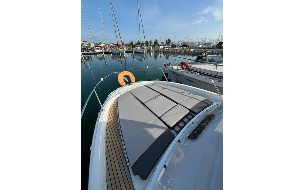 slider 11 Jeanneau Cap Camarat 9.0 WA