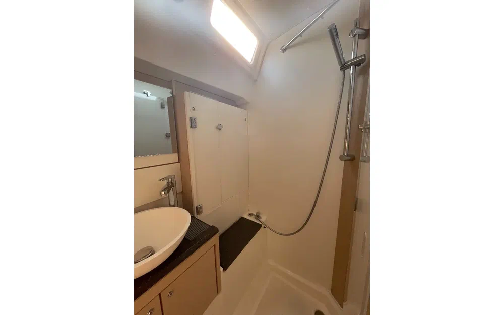 slider 9 Jeanneau 54