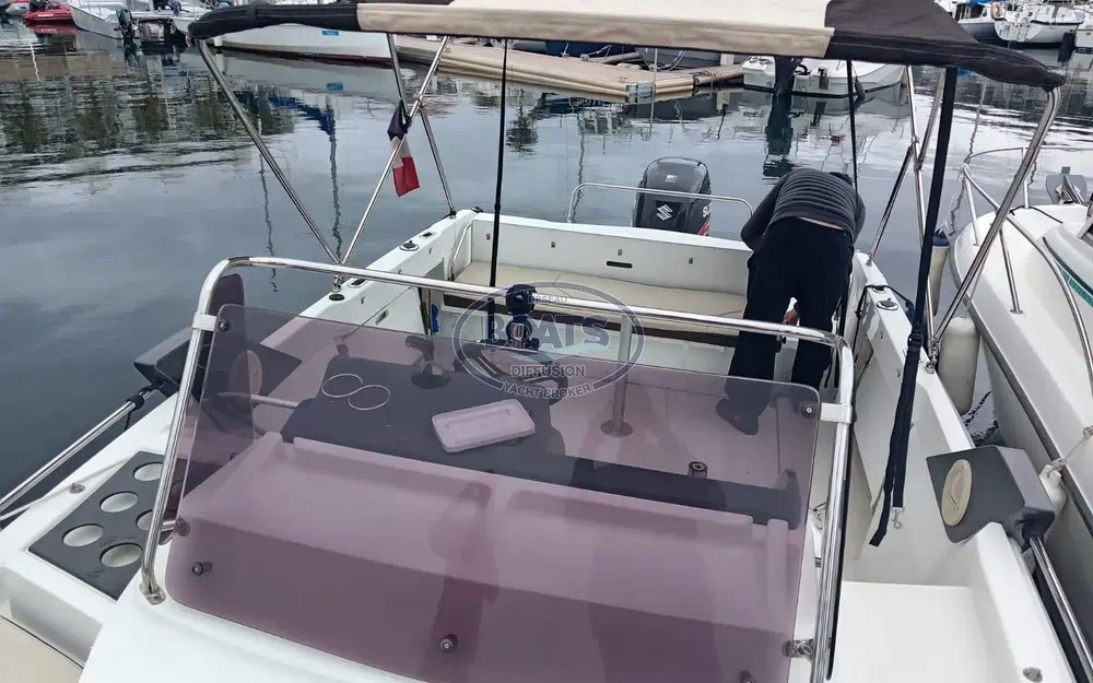 slider 9 Beneteau Flyer 7.7