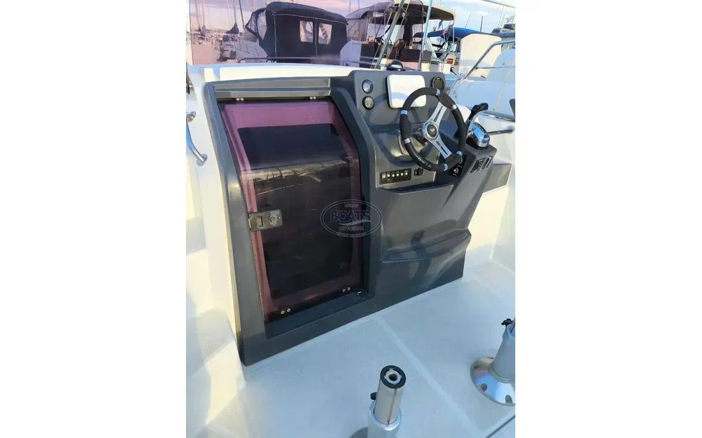 slider 3 Beneteau Flyer 7.7