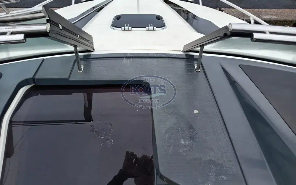 slider 13 Parker 850 Voyager