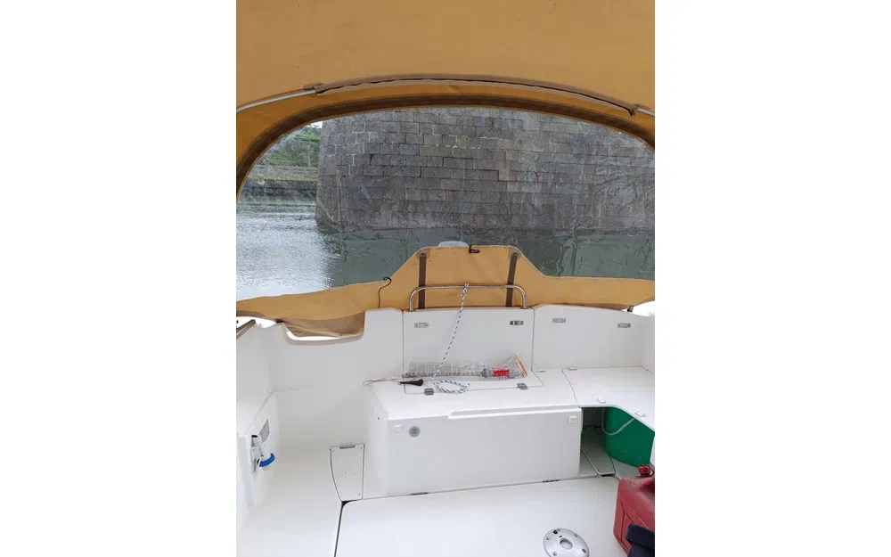 slider 8 Beneteau Antares 750 HB