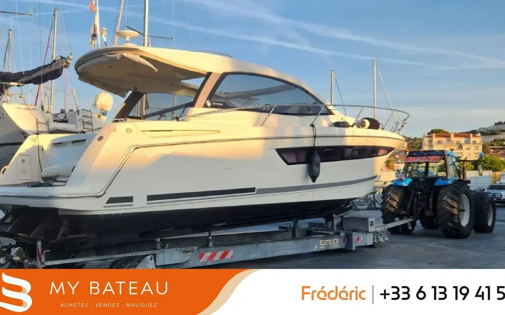 slider 0 Jeanneau Leader 10