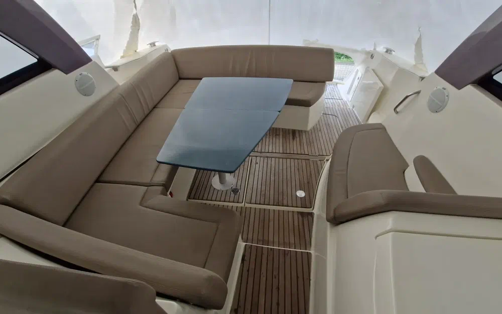 slider 12 Jeanneau Leader 10