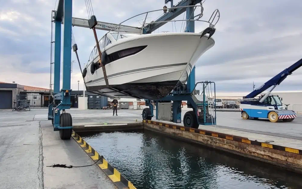 slider 18 Jeanneau Leader 10