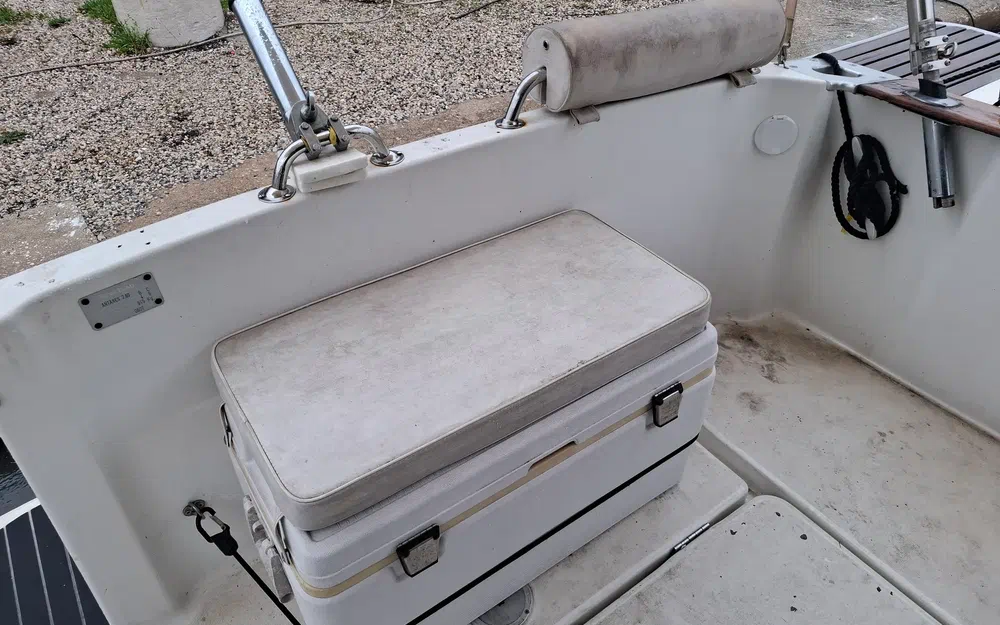 slider 12 Beneteau Antares 760