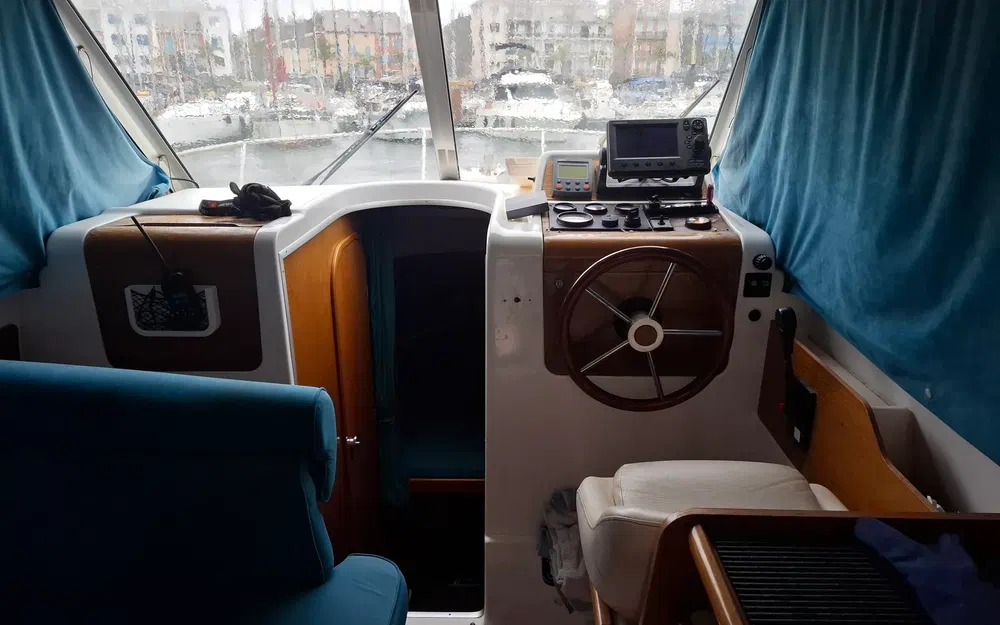 slider 7 Beneteau Antares 760