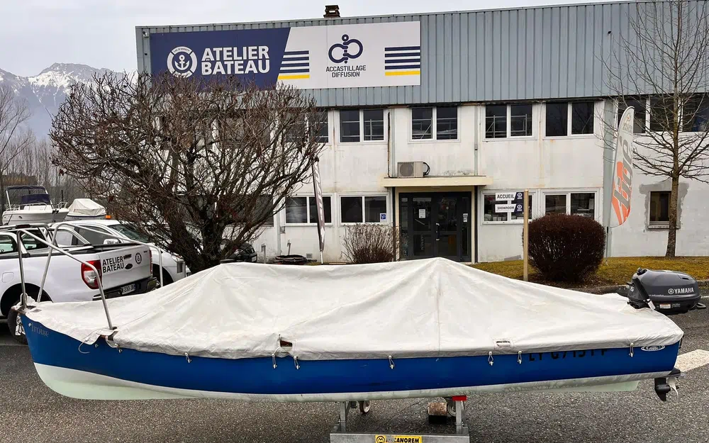 slider 1 Beauquis Barque