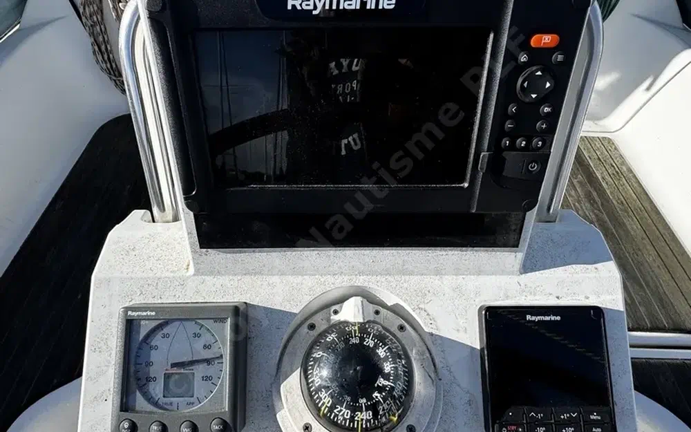 slider 9 Beneteau Oceanis 31