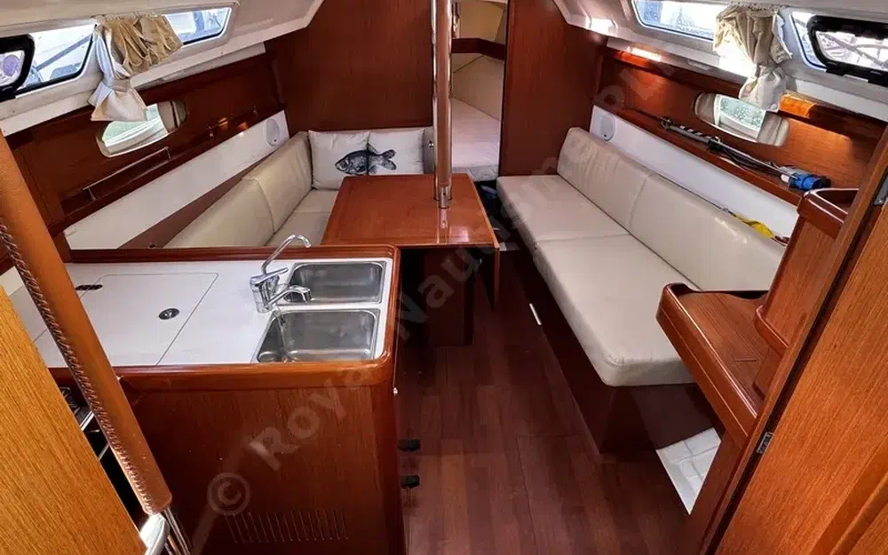 slider 10 Beneteau Oceanis 31