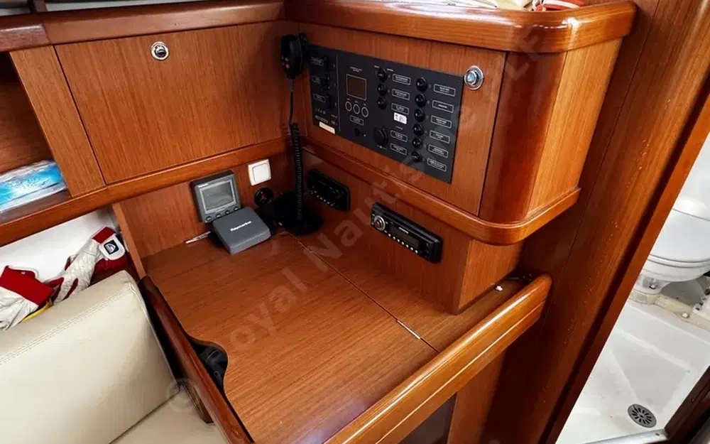 slider 17 Beneteau Oceanis 31