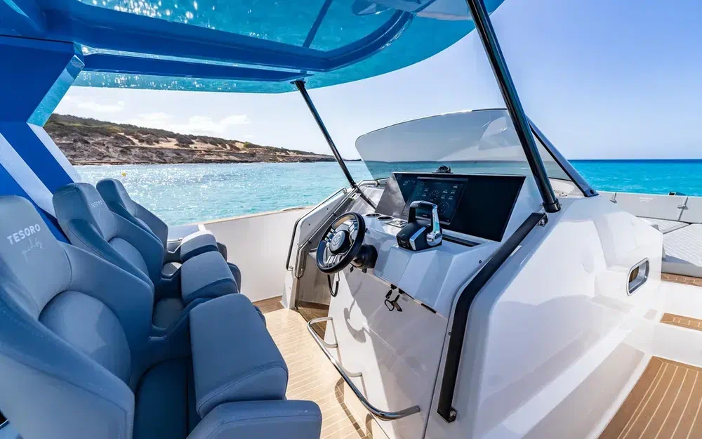 slider 4 Mercury 300