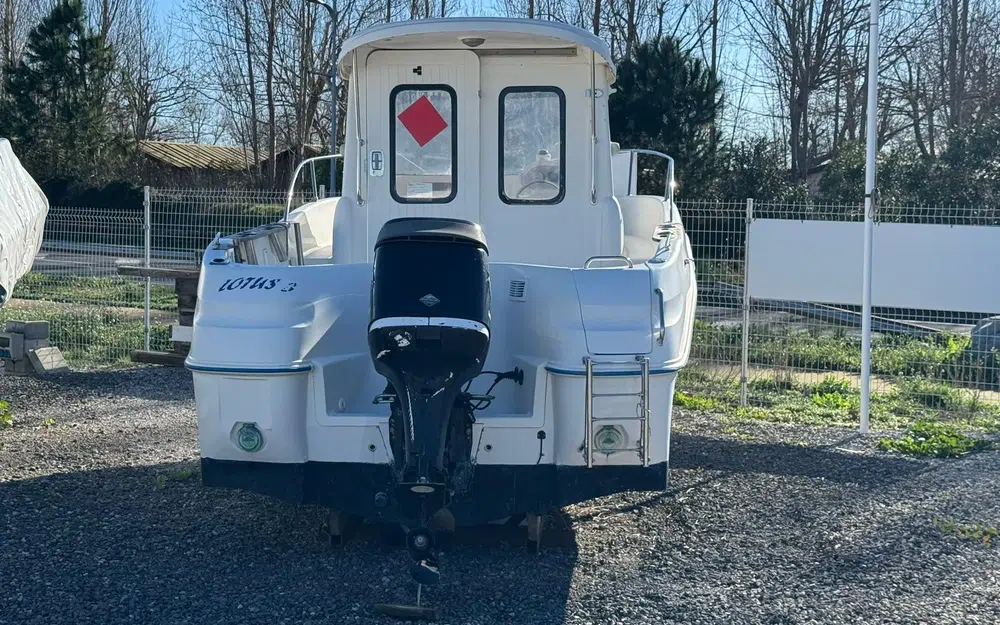 slider 5 Quicksilver 640 Pilothouse