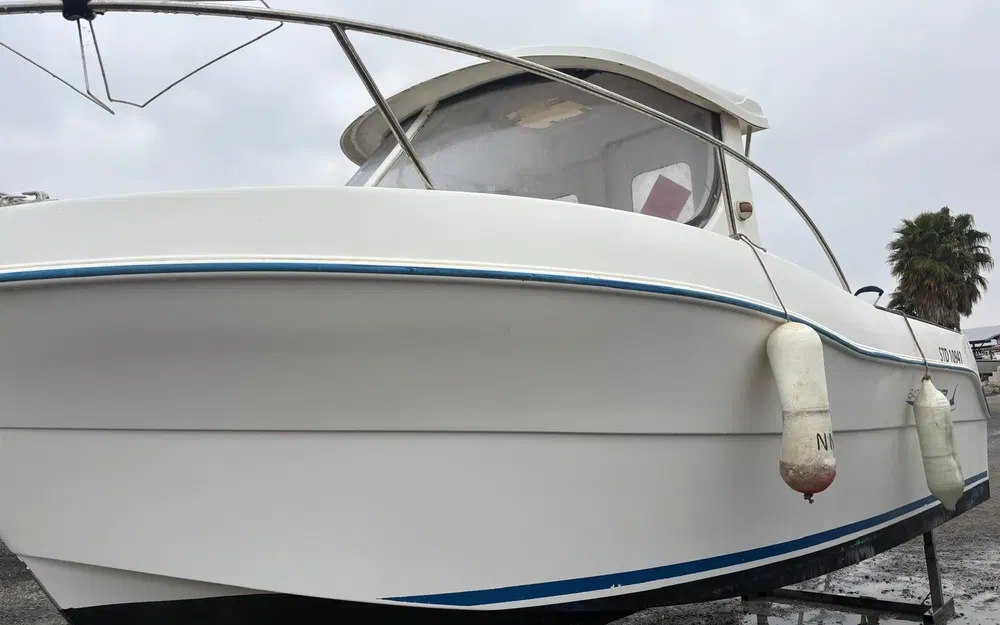 slider 2 Quicksilver 640 Pilothouse