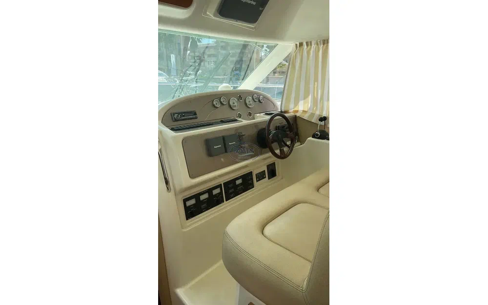 slider 9 Jeanneau Leader 36