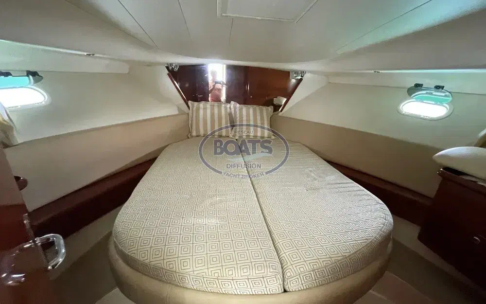 slider 14 Jeanneau Leader 36