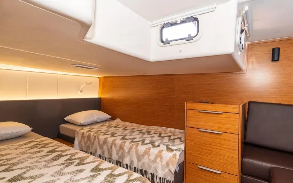 slider 3 Bavaria Sport 40 HT