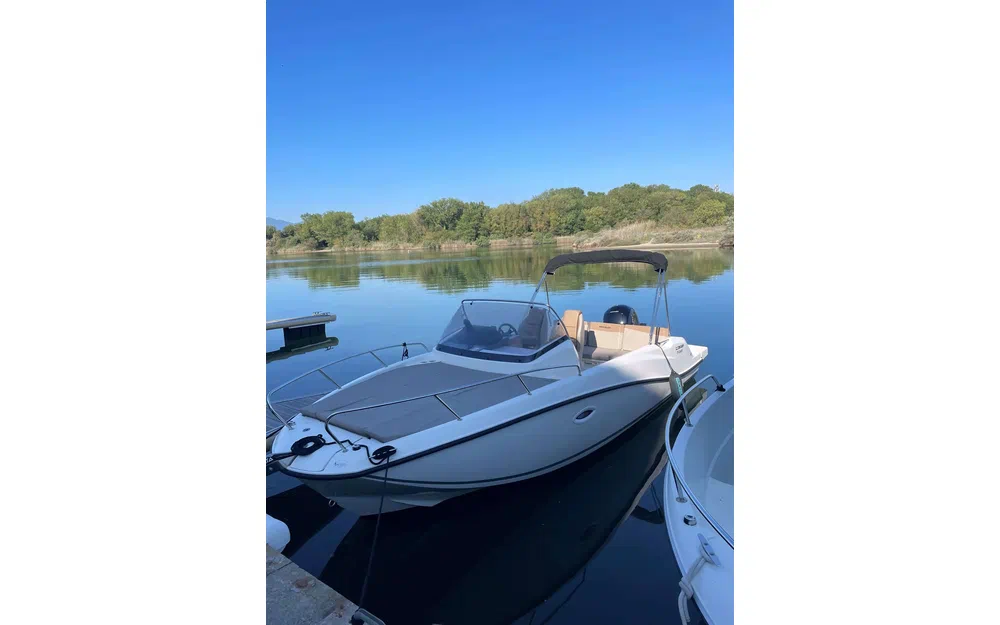 slider 2 Quicksilver Activ 675 Sundeck