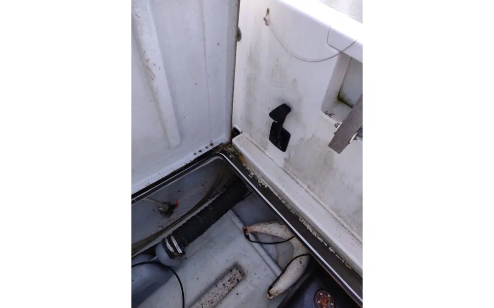 slider 9 Jeanneau Merry Fisher 695