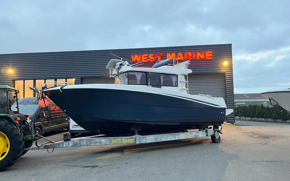 slider 0 Beneteau Barracuda 9 Fly