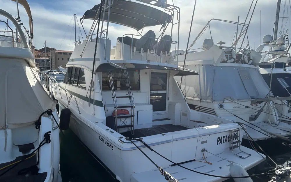 slider 0 Riviera 43 Fly