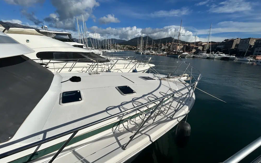 slider 2 Riviera 43 Fly