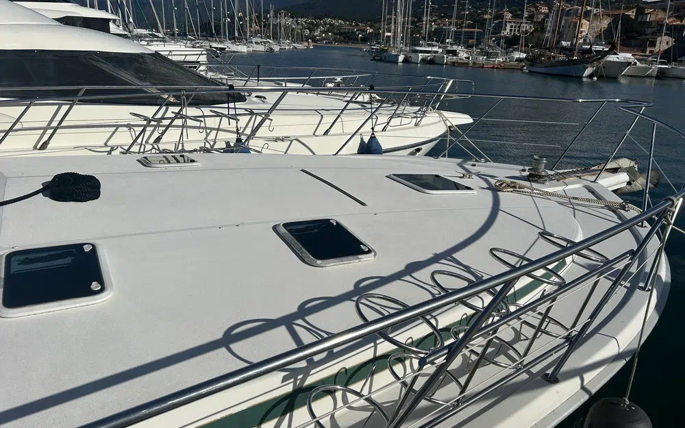 slider 11 Riviera 43 Fly