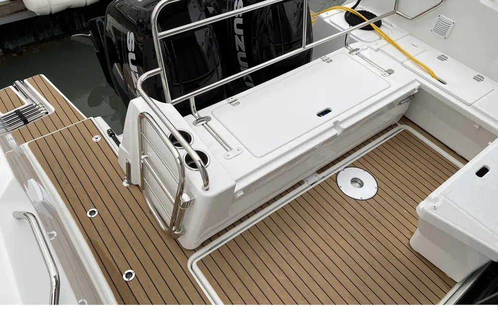 slider 2 Beneteau Antares 9 OB