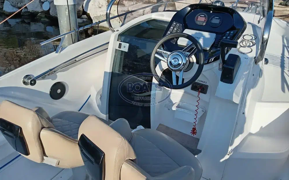 slider 3 Sessa Marine Key Largo 24