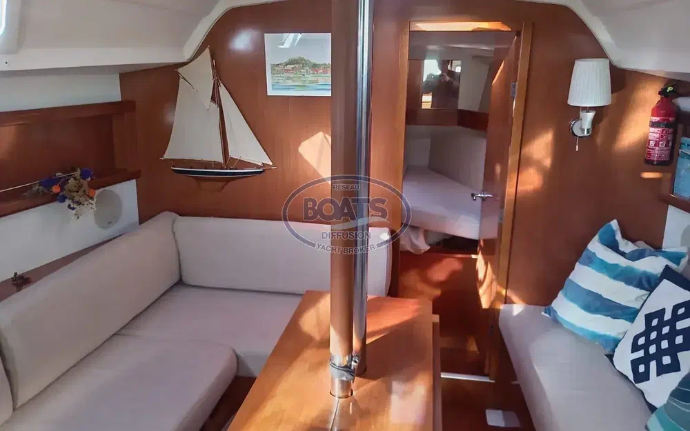 slider 9 Beneteau Oceanis 34