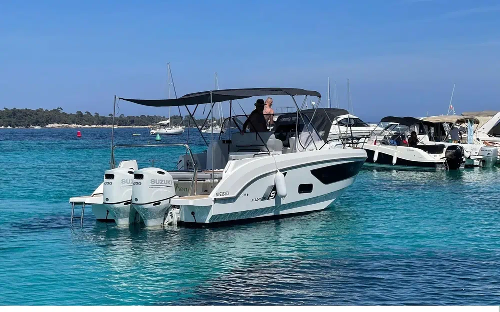 slider 0 Beneteau Flyer 9 Sundeck