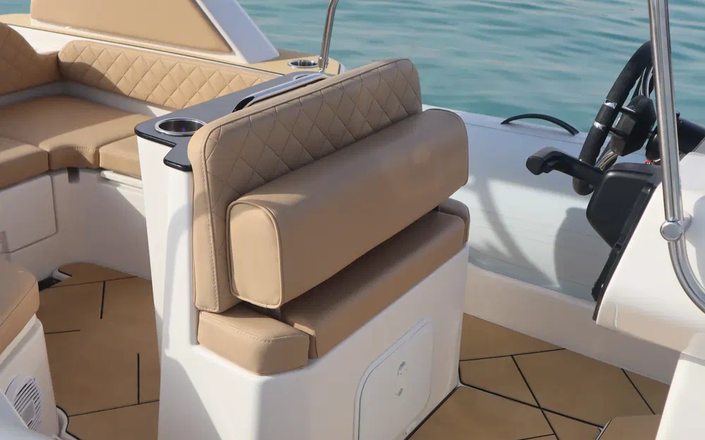 slider 14 Tiger Marine Top Line 650