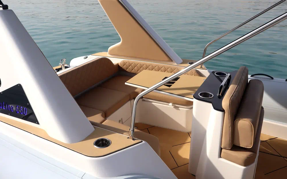 slider 16 Tiger Marine Top Line 650