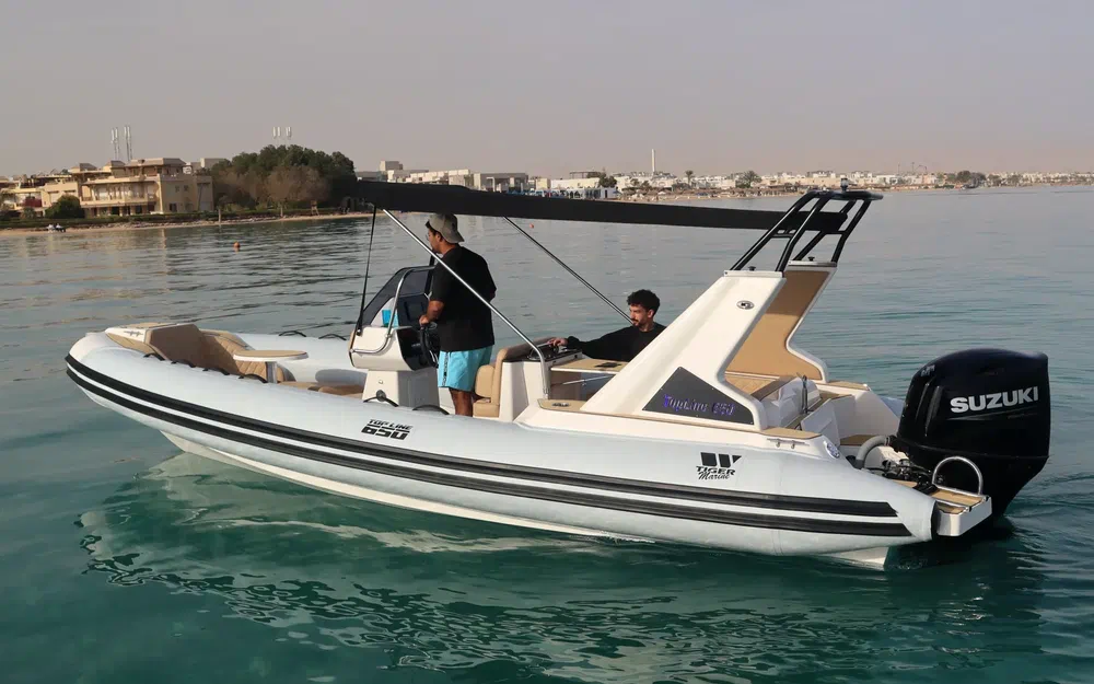 slider 2 Tiger Marine Top Line 650