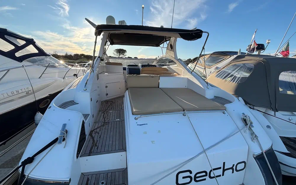 slider 2 Astondoa 40 Open