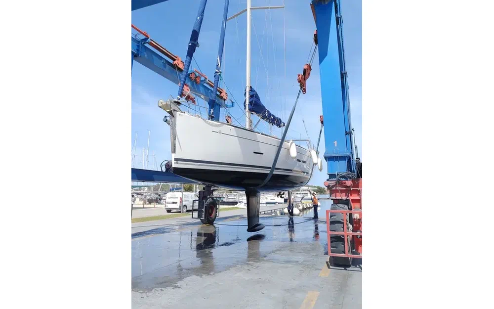 slider 10 Dufour 445 Grand Large