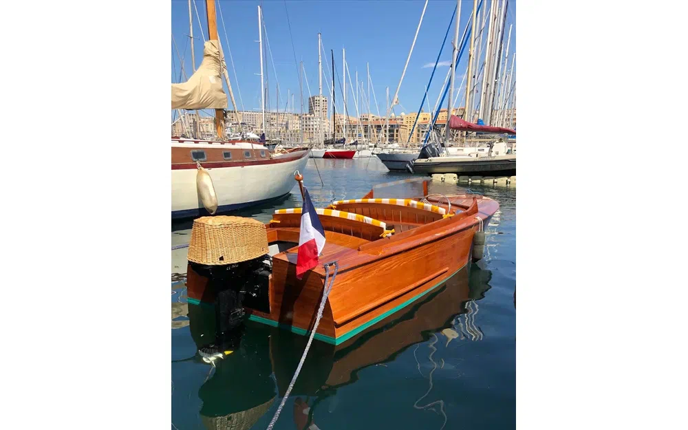 slider 9 Construction Artisanale Gentleman's runabout