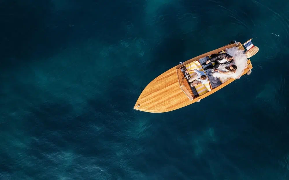 slider 2 Bateau Classique Runabout