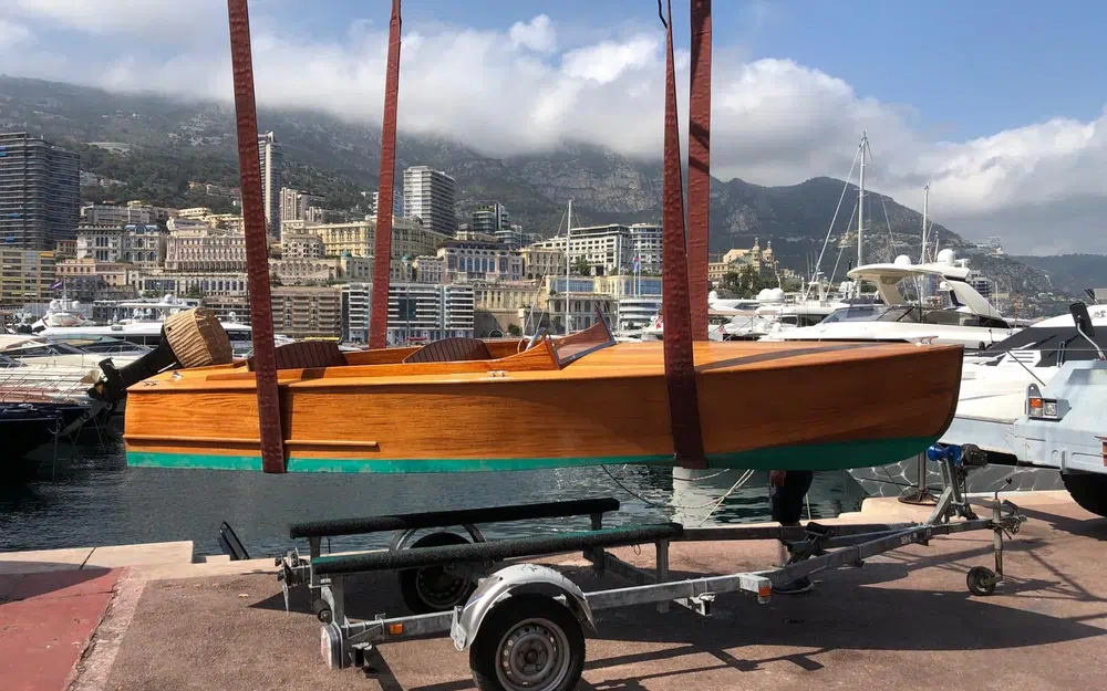 slider 4 Bateau Classique Runabout