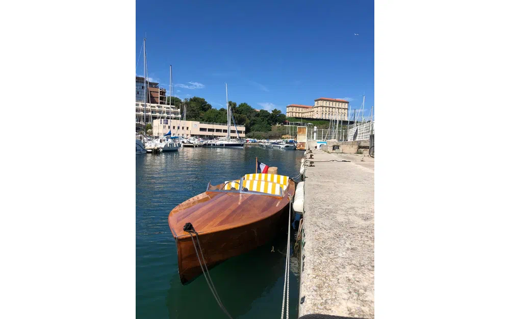 slider 6 Construction Artisanale Gentleman's runabout