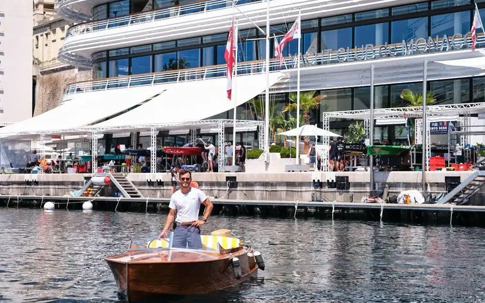 slider 7 Bateau Classique Runabout