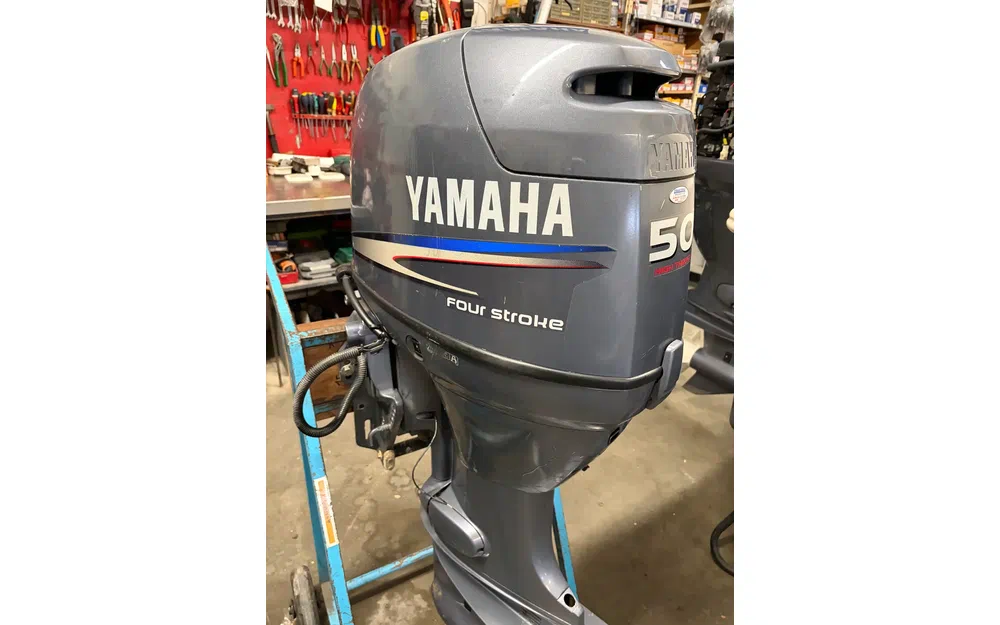 slider 1 Yamaha 50