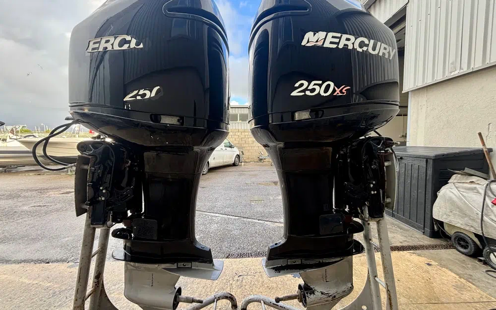 slider 0 Mercury 250