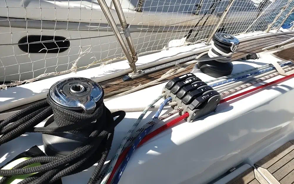 slider 12 Hanse 415