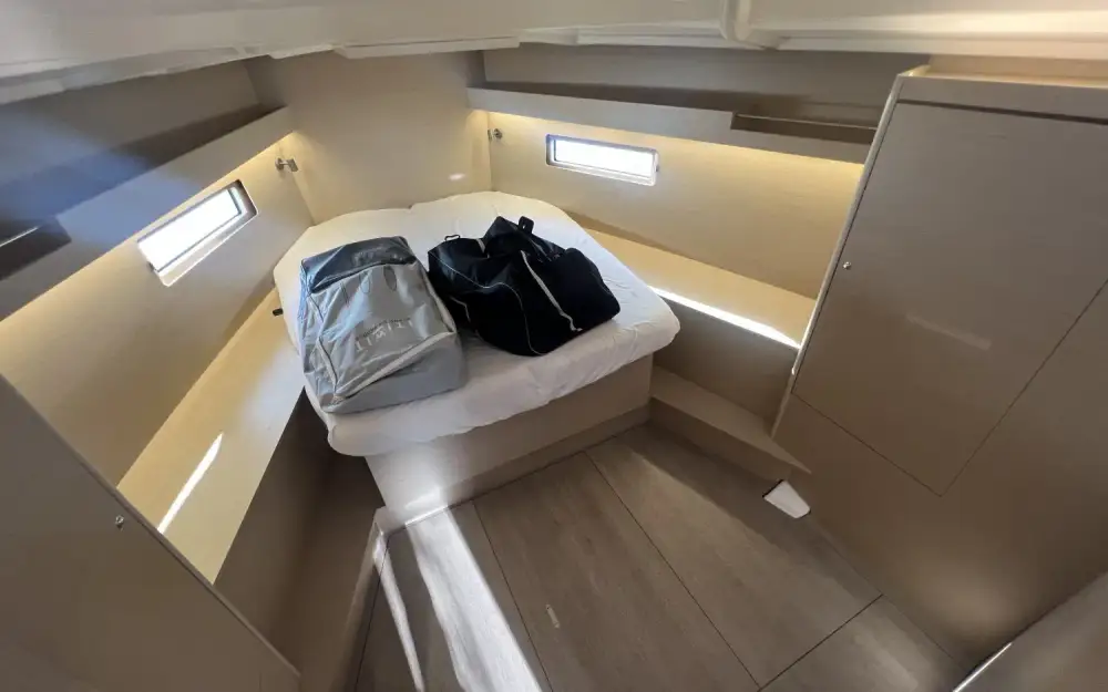 slider 8 Beneteau Oceanis 40.1